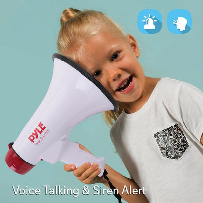 Megaphone with Plug-in Handheld Mic